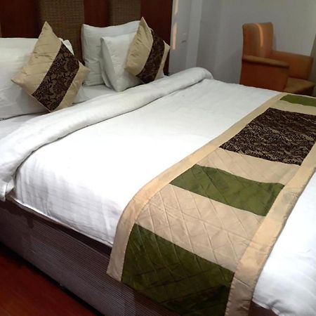 Hotel Shanti House New Delhi Karnail Singh Stadium Gate No 1 Bagian luar foto