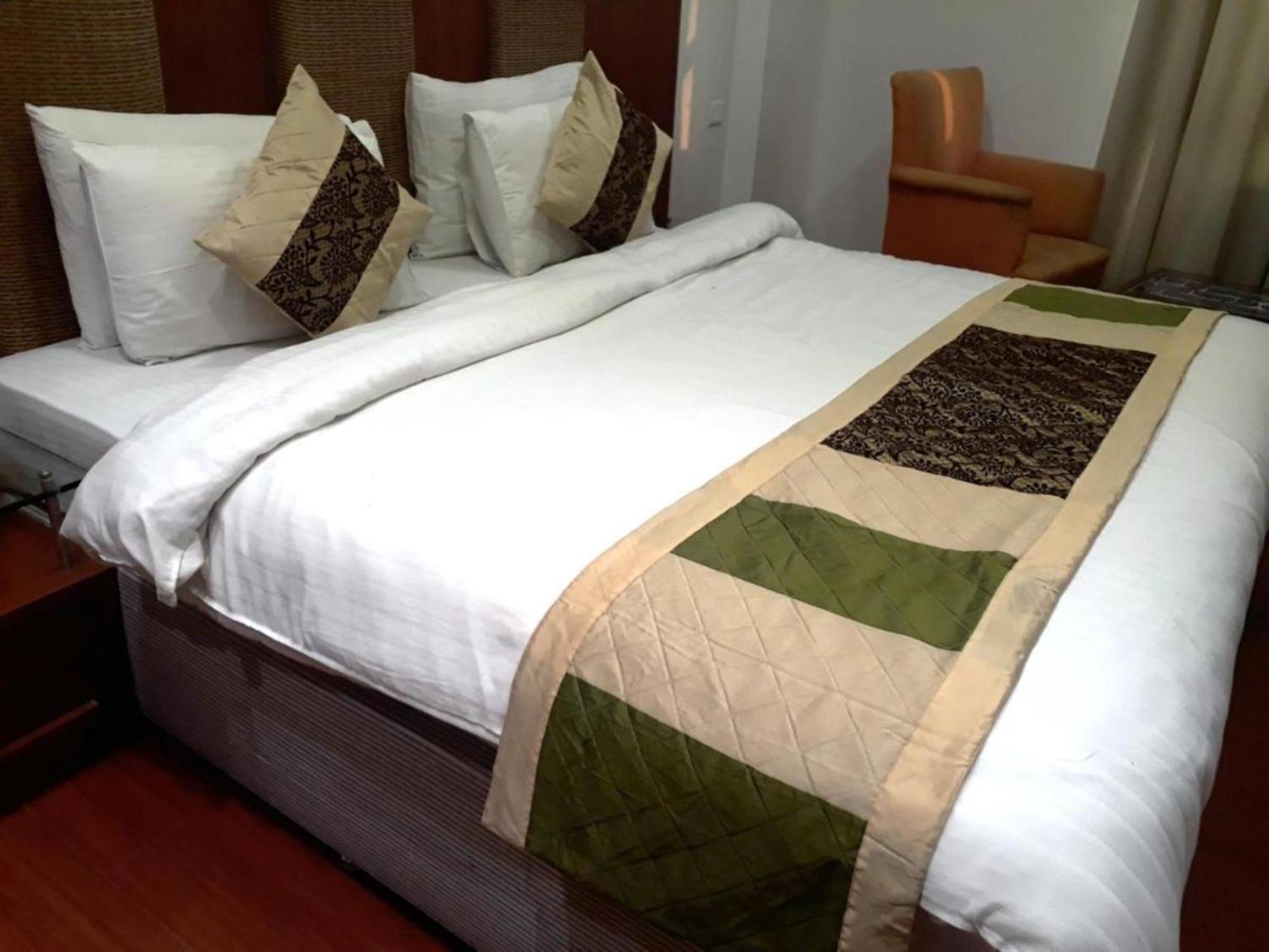 Hotel Shanti House New Delhi Karnail Singh Stadium Gate No 1 Bagian luar foto
